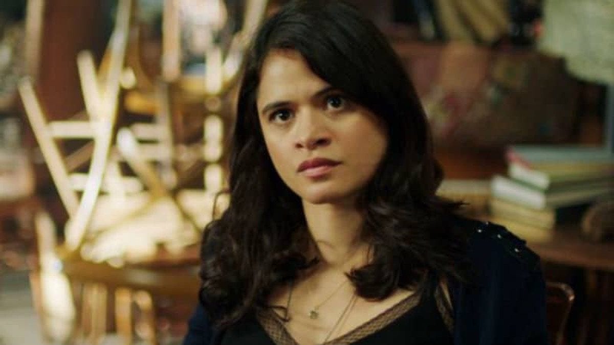 Charmed Saison 2 Reboot Charmed Reboot Season 2 Breakdown - The EntertainaSphere - Medium