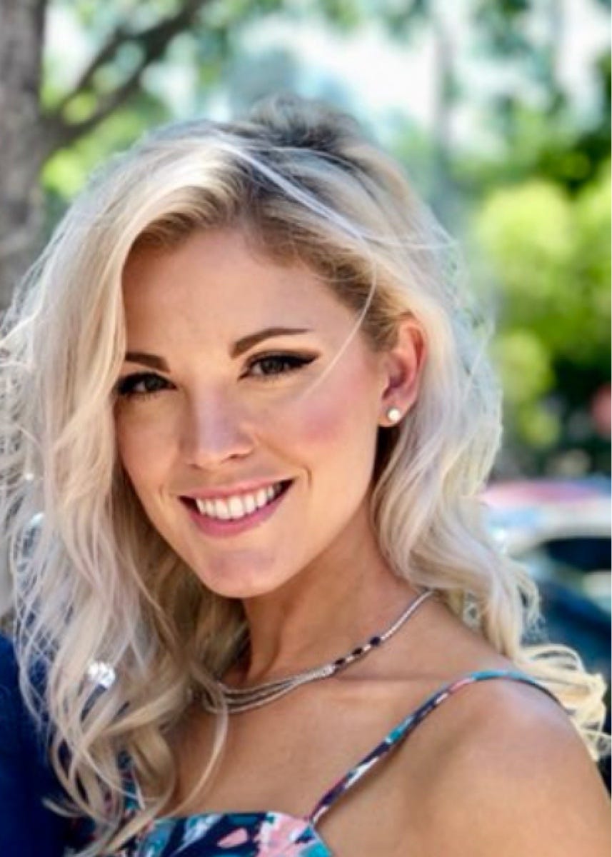 About – Stephanie Mae – Medium