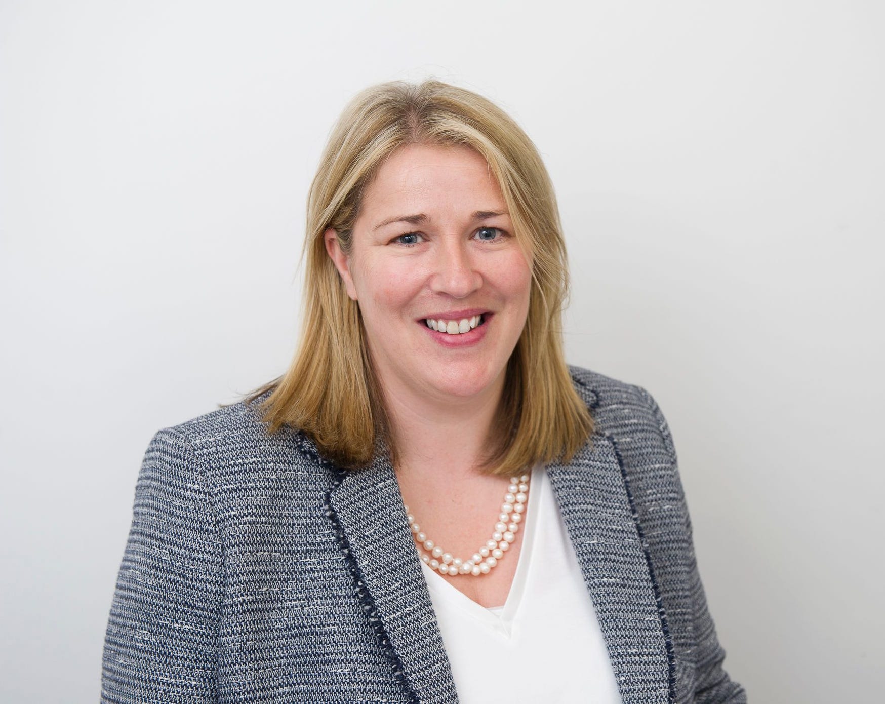 Joanne Smith – Medium