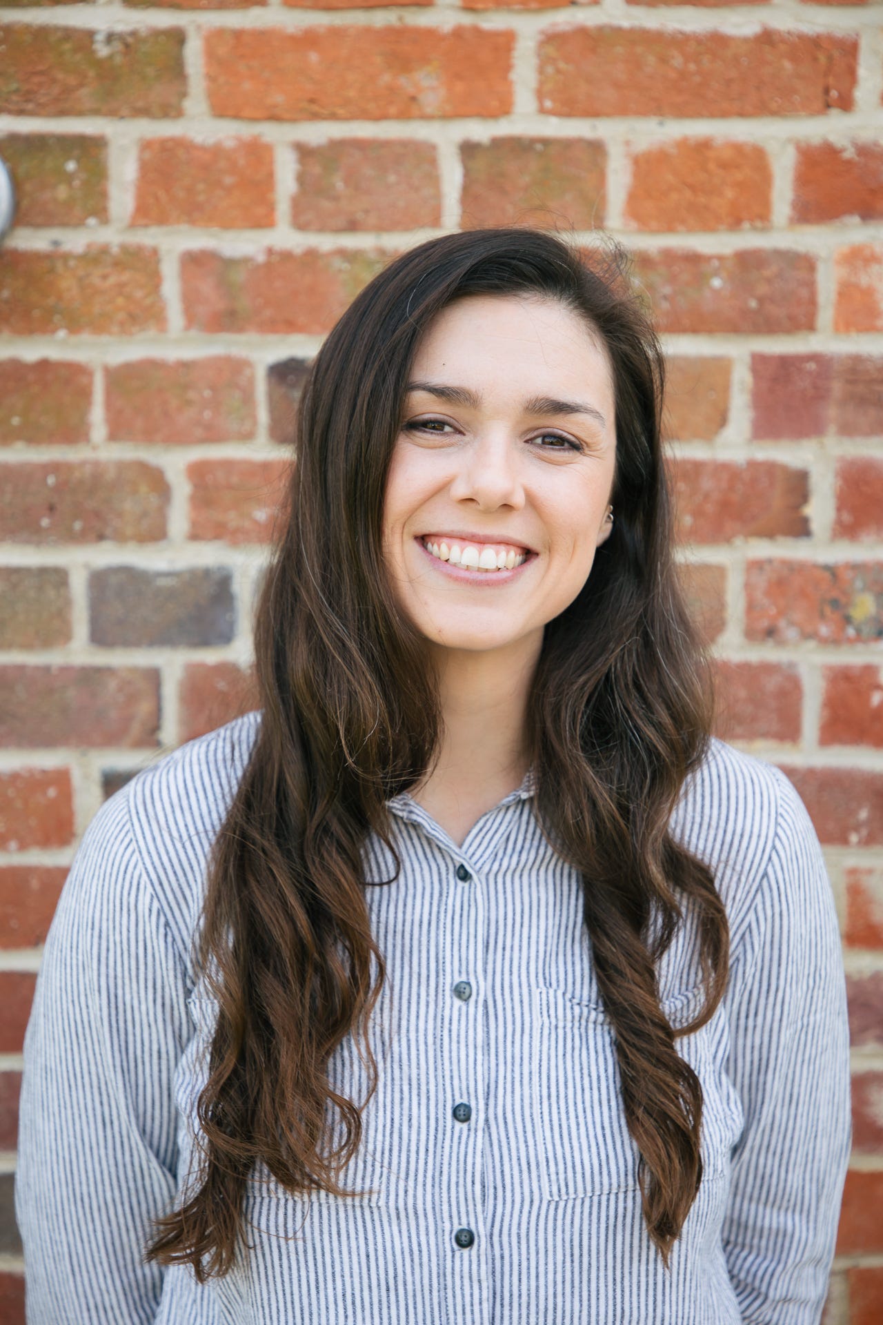 Lucy dickinson medium