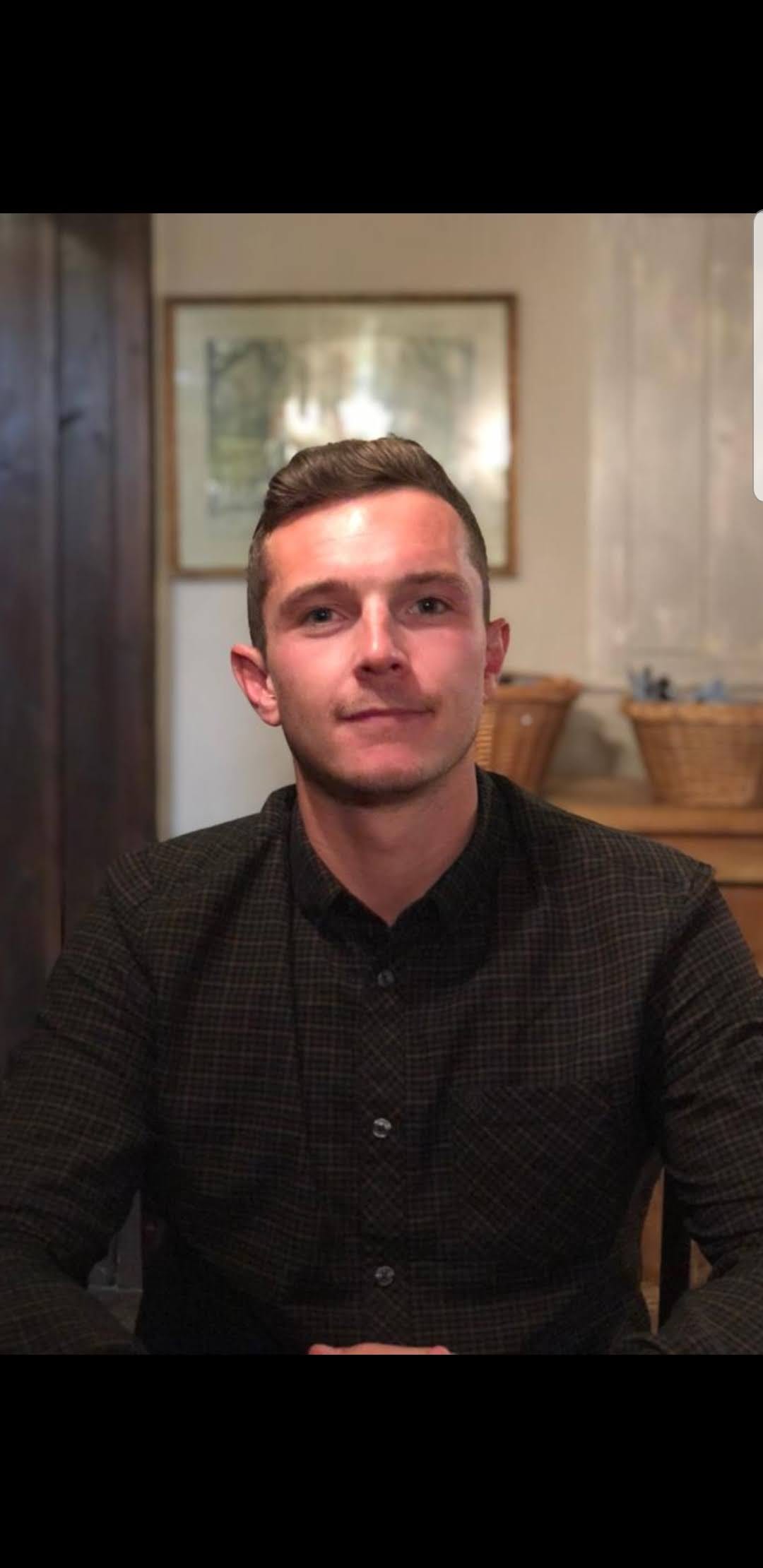 J Mckelvey – Medium