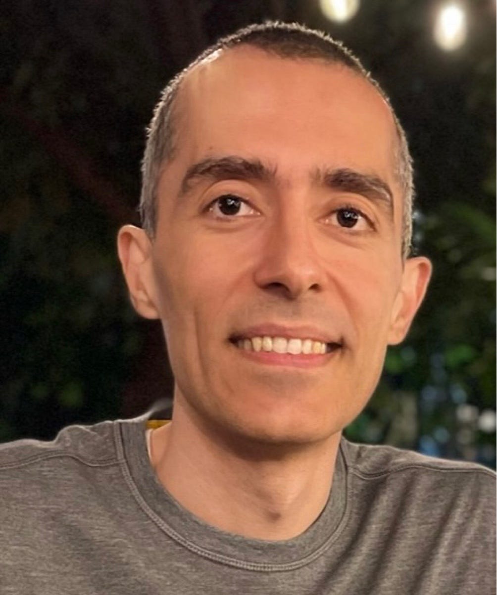 Farzad mahmoodinobar medium