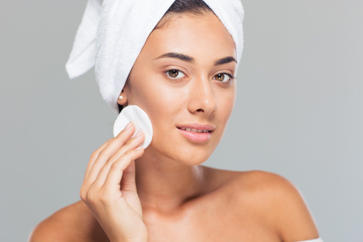 6 Ways To Naturally Remove Unwanted Body Hair Permanently