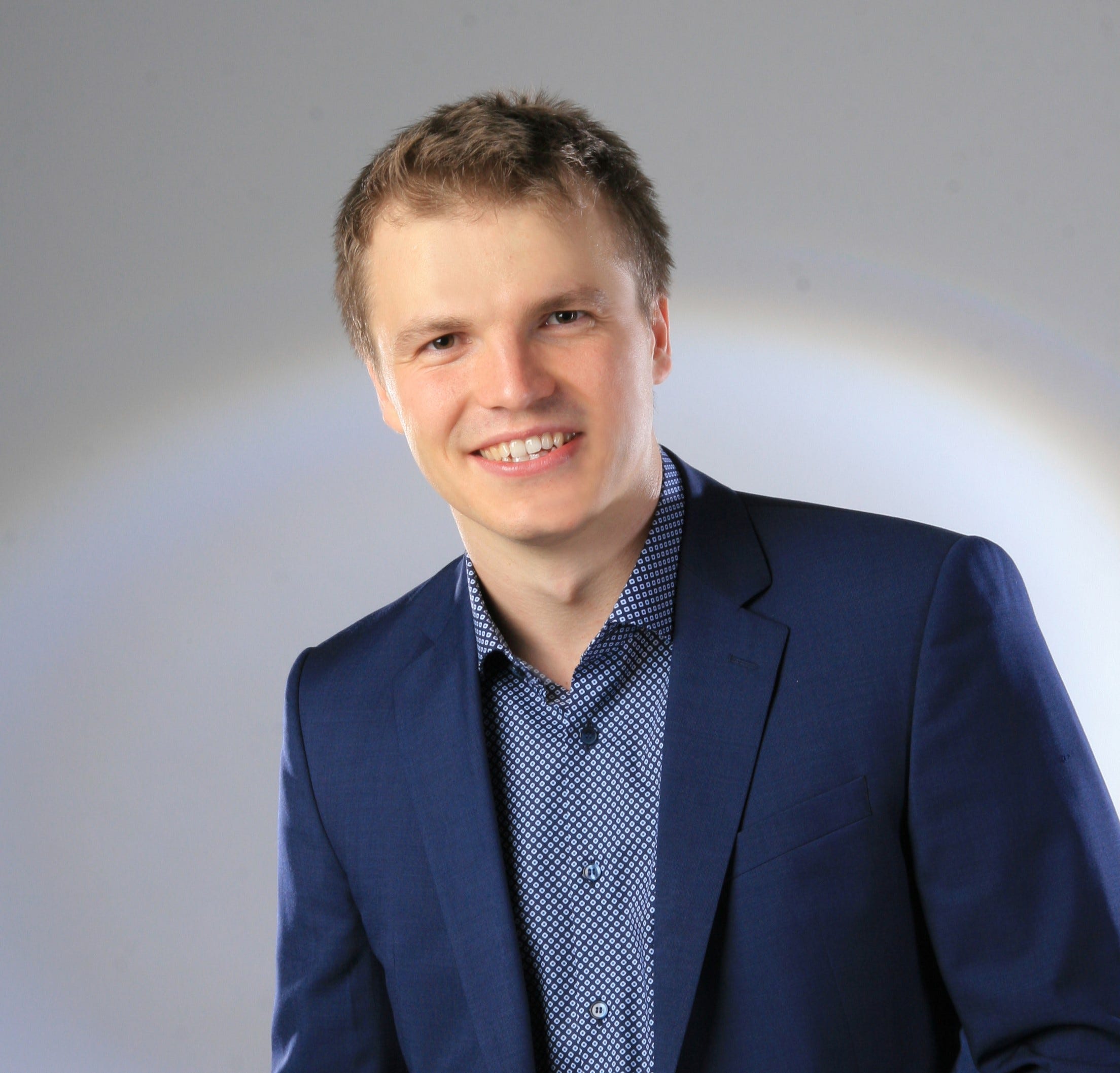 Clemens osbahr medium