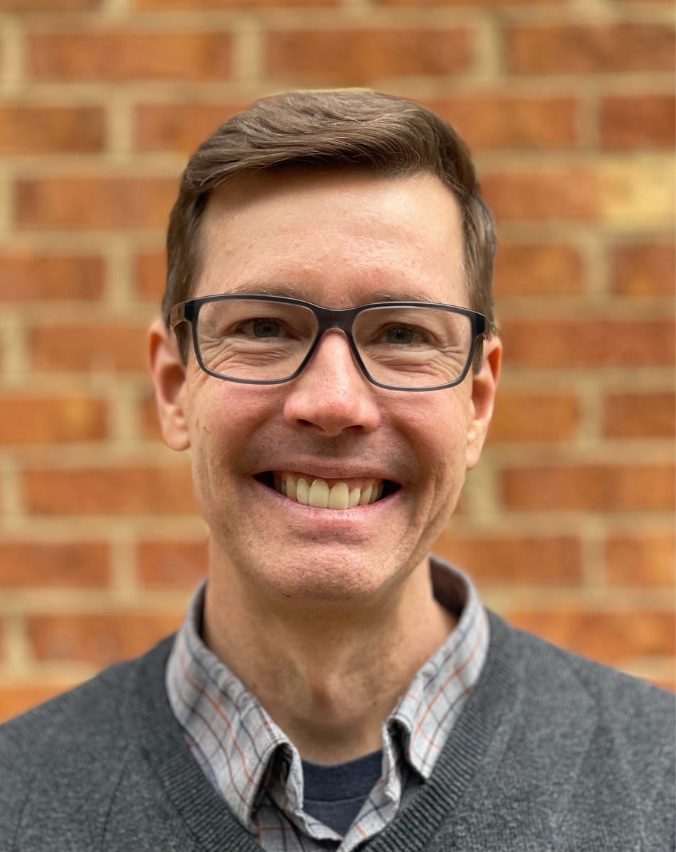 Dan Sloan – Medium