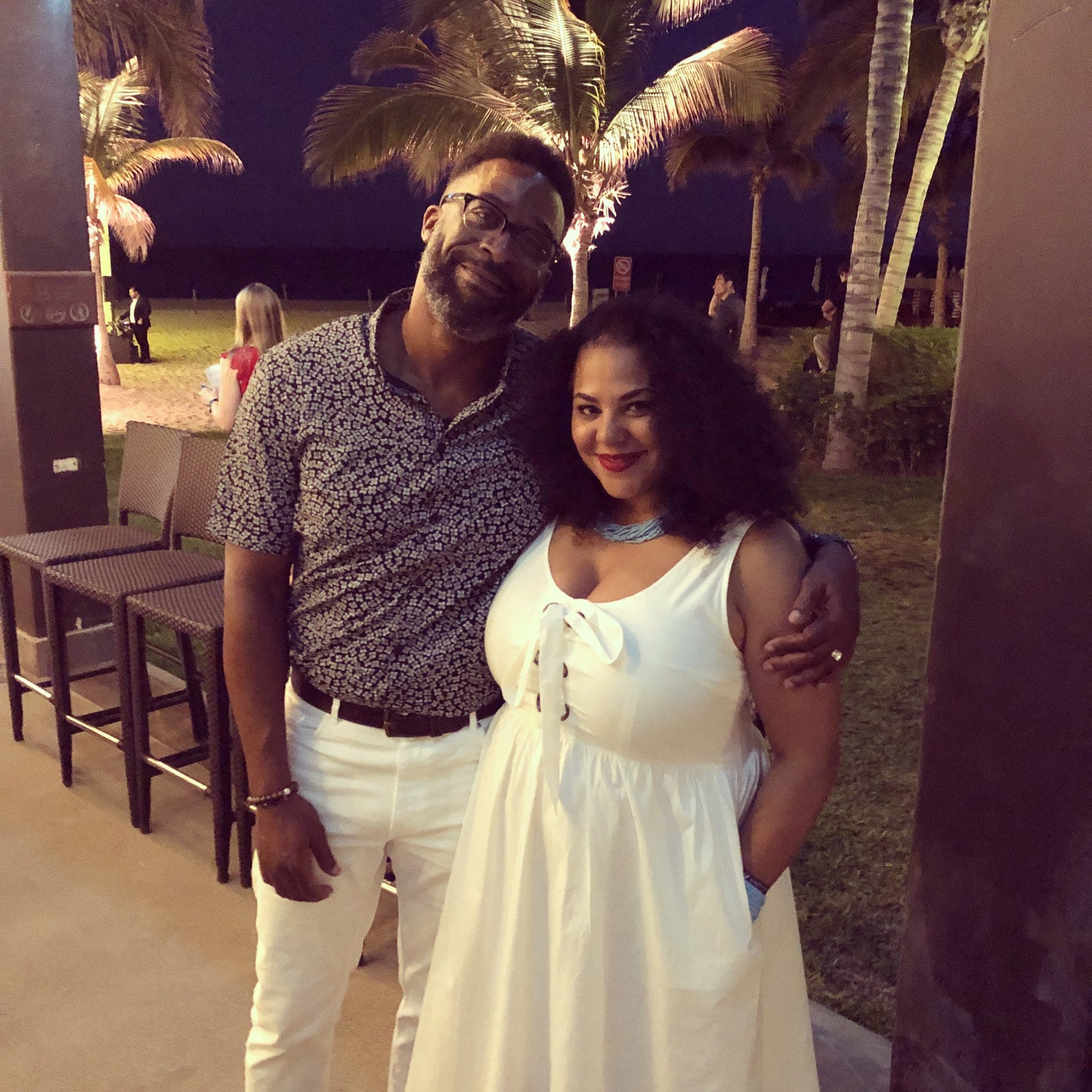 Kira Davis – Medium