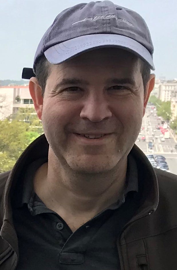 Lee Fischman Medium