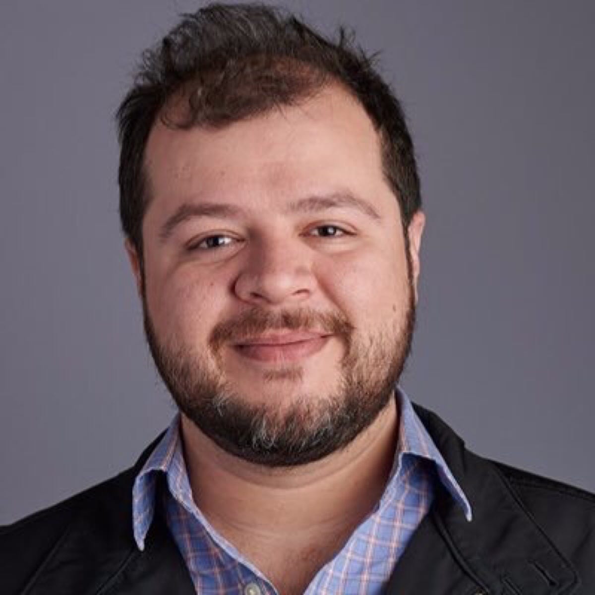 Alfredo Juárez Medium