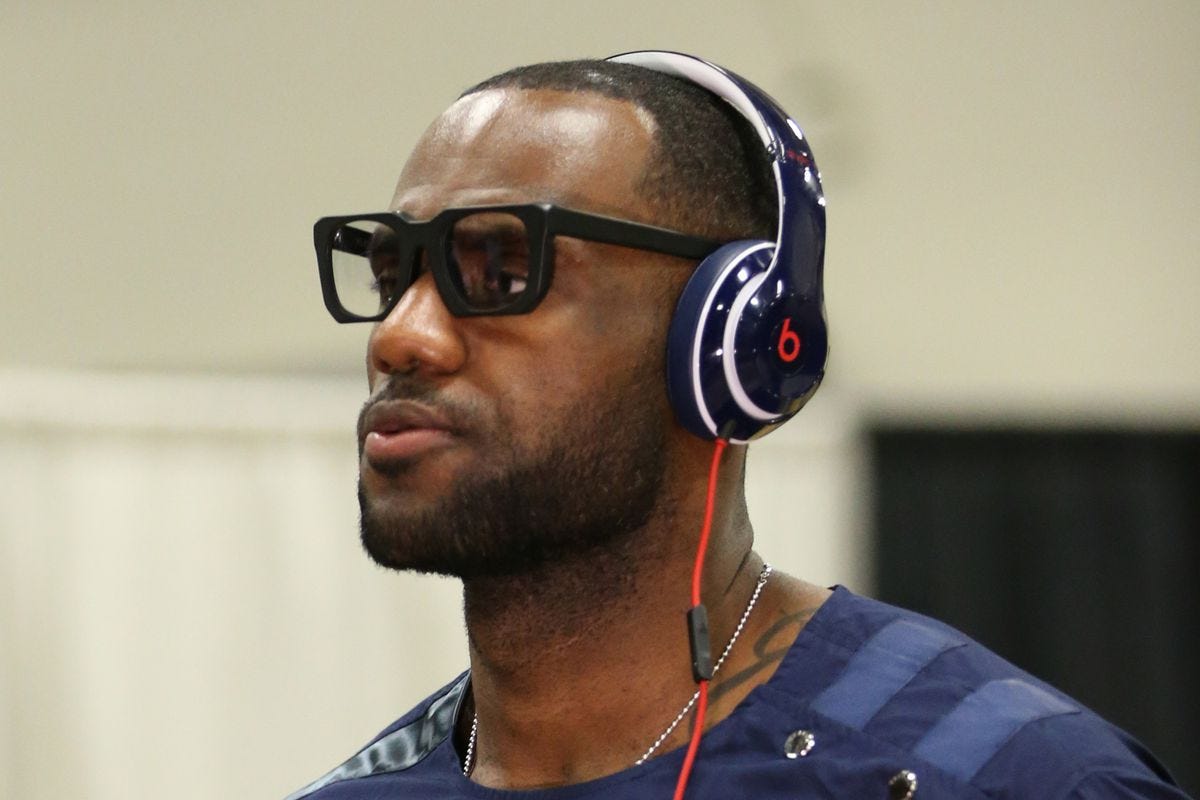 lebron james wearing beats