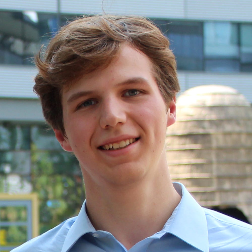 Alessio Rizzolo Medium