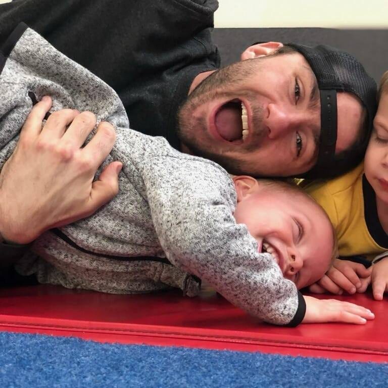 Derek Mason – Medium