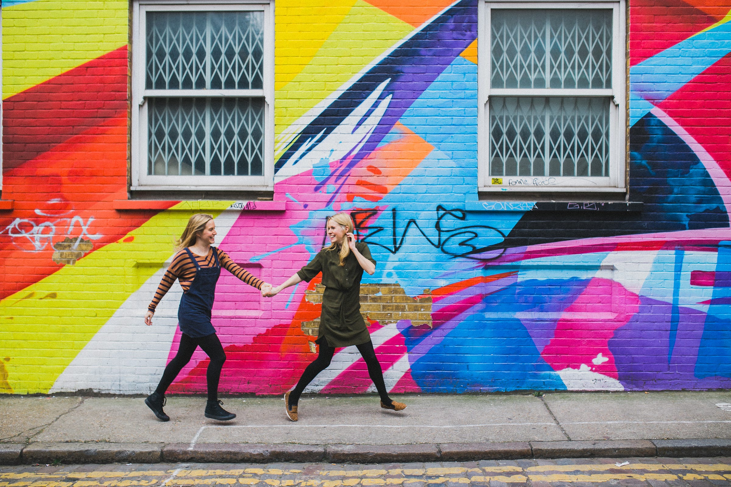 About Twins That Travel Medium