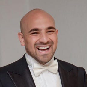 People following Hussain Hilli