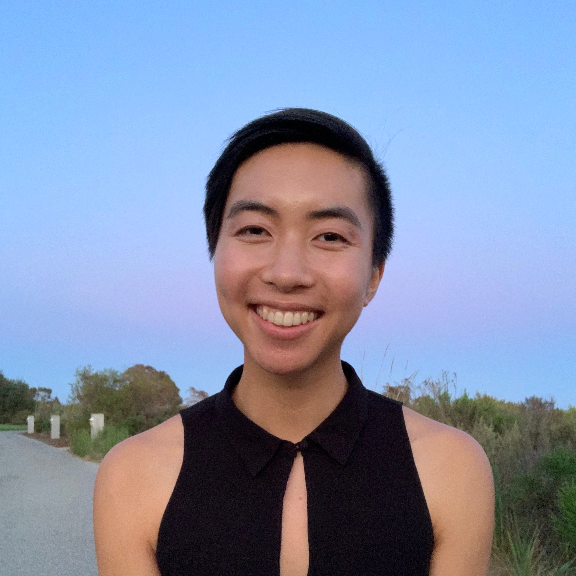 Alyssa Love Young – Medium
