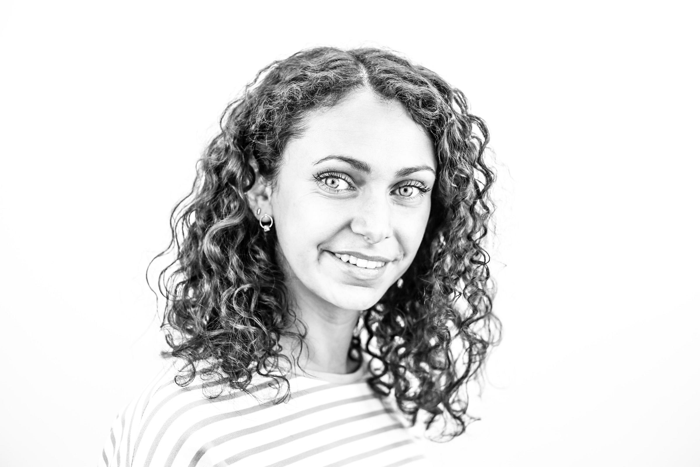 Théa Carter Medium