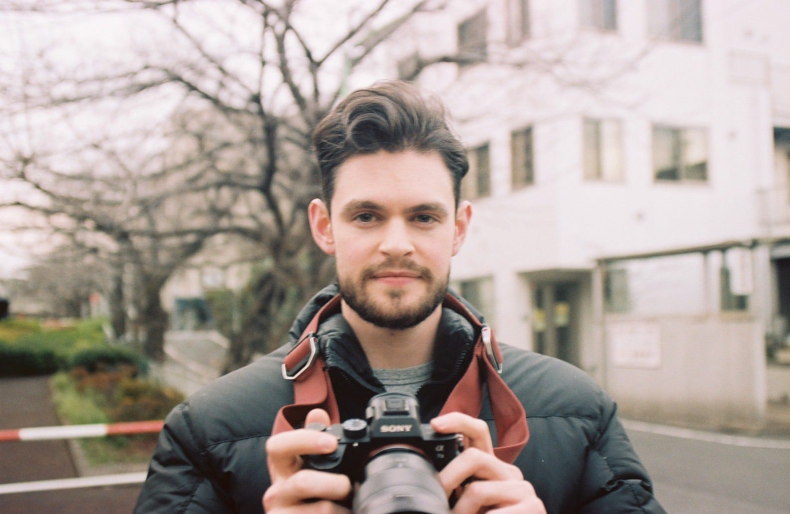 Rob Weiss – Medium