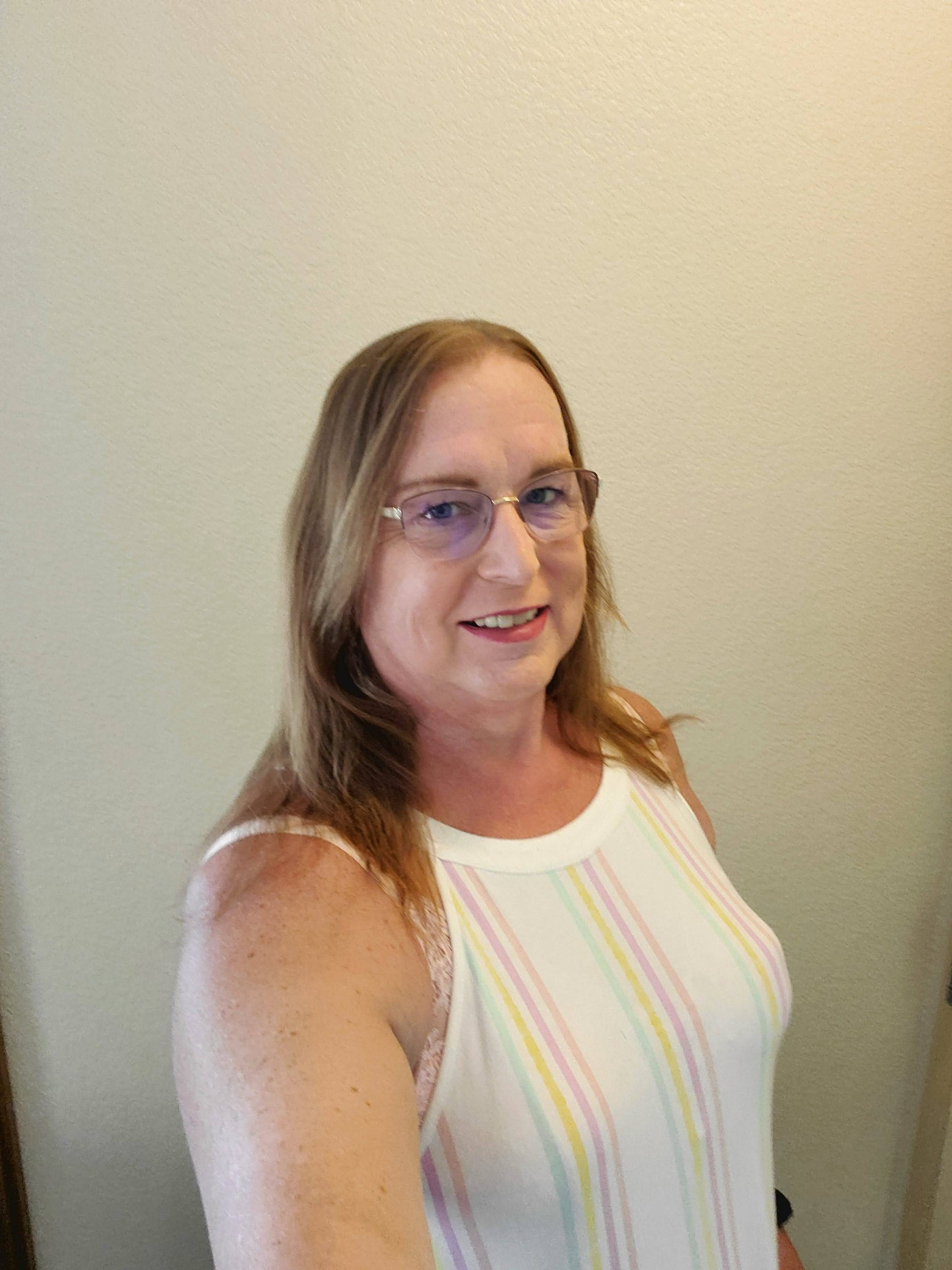 Allie Rae: Onlyfans Queen Or Social Media Strategist? (Youtube, Tiktok, Facebook) - facm14o