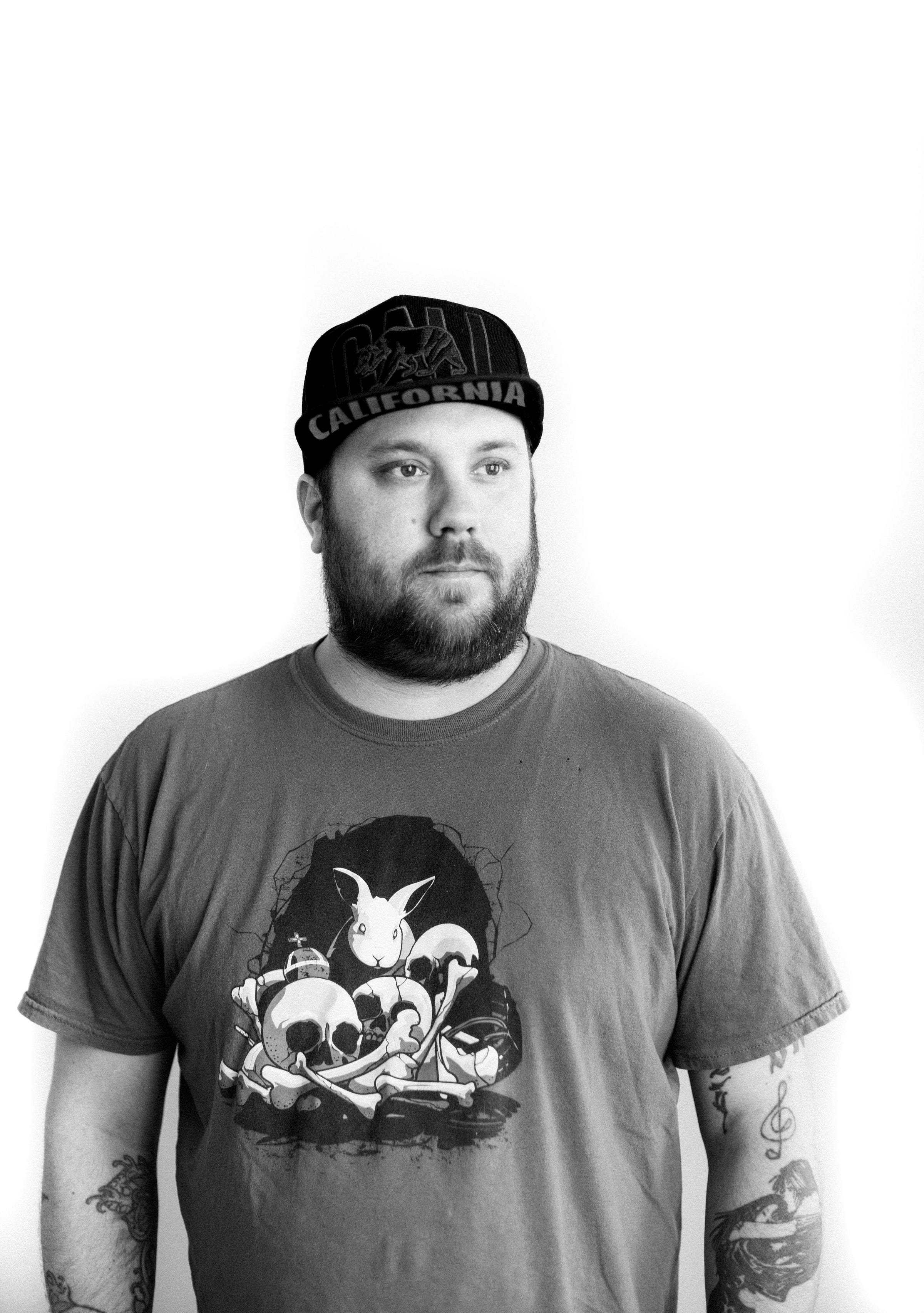 Josh Black – Medium