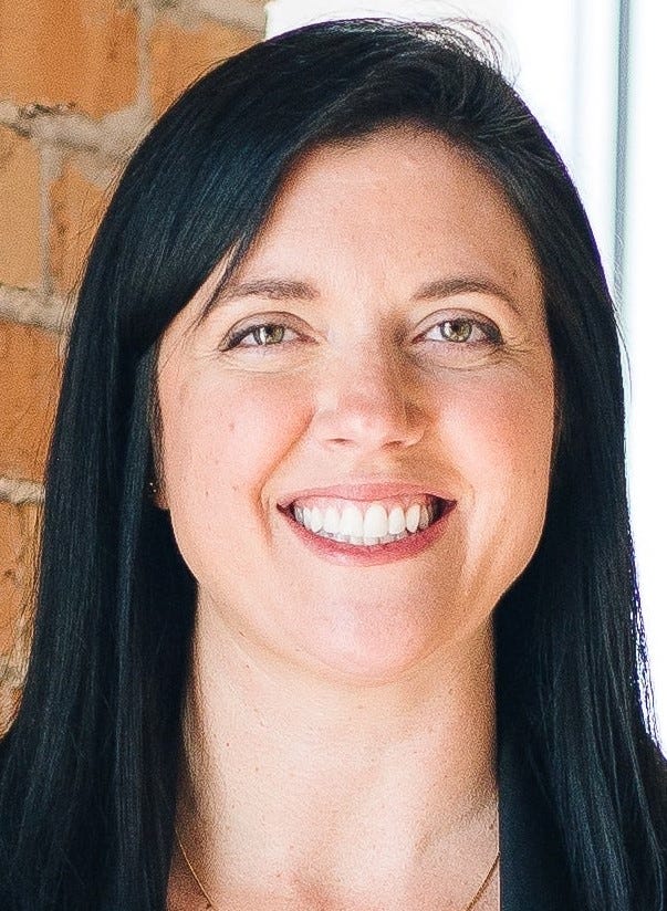 Siena Dennis Medium
