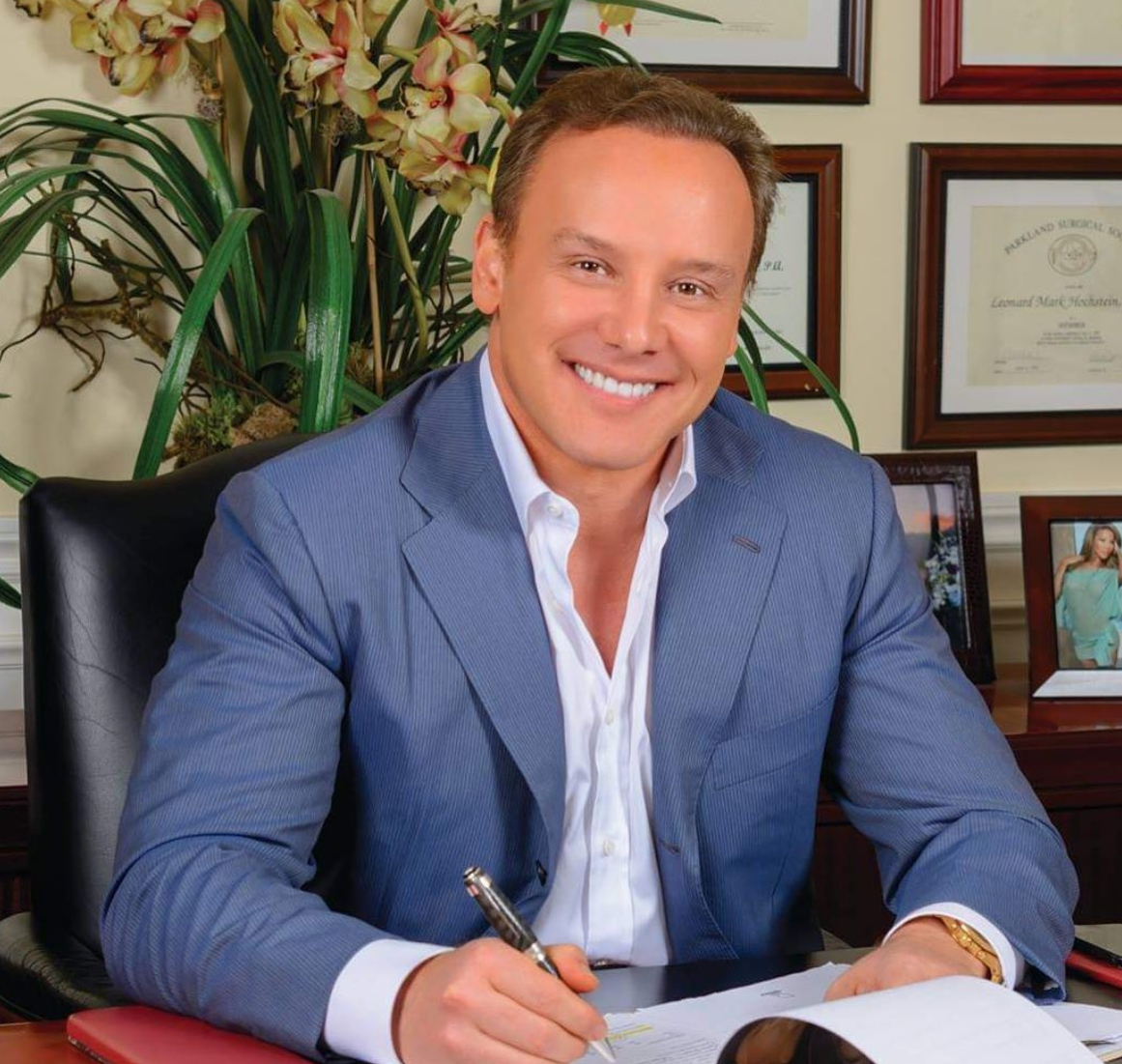 Dr Leonard Hochstein – Medium