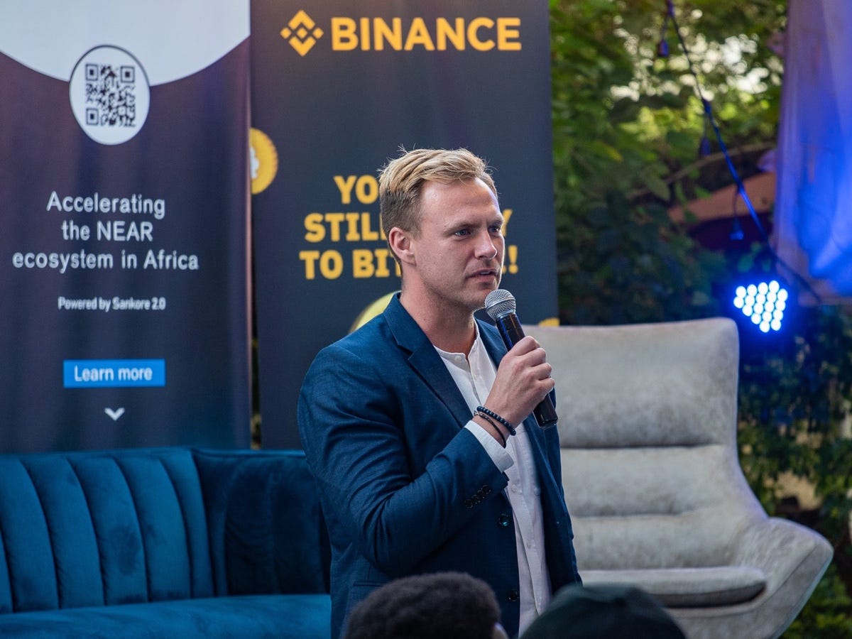 Gideon Greaves Medium