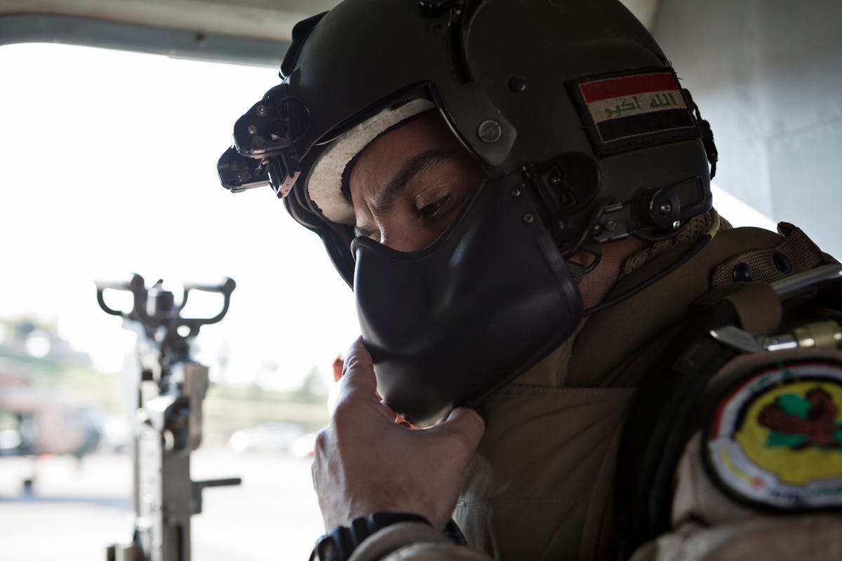 I Flew To Mount Sinjar On An Iraqi Helicopter War Is Boring Medium