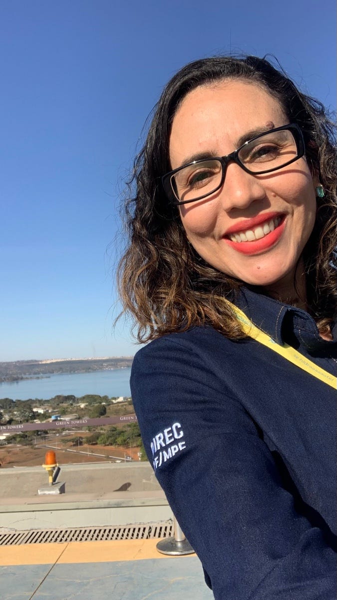 Larissa Rabelo – Medium