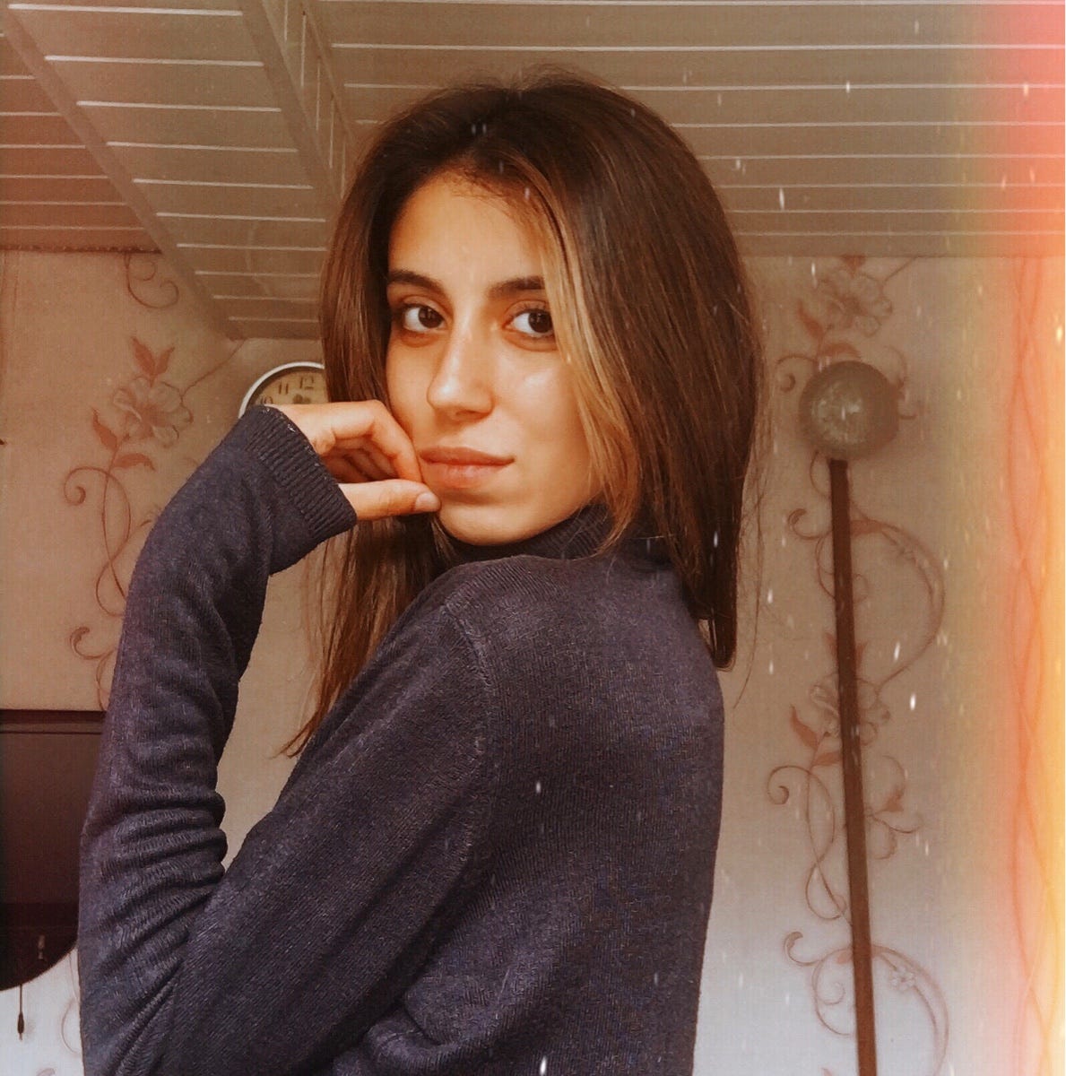 About Céline Kaya Medium