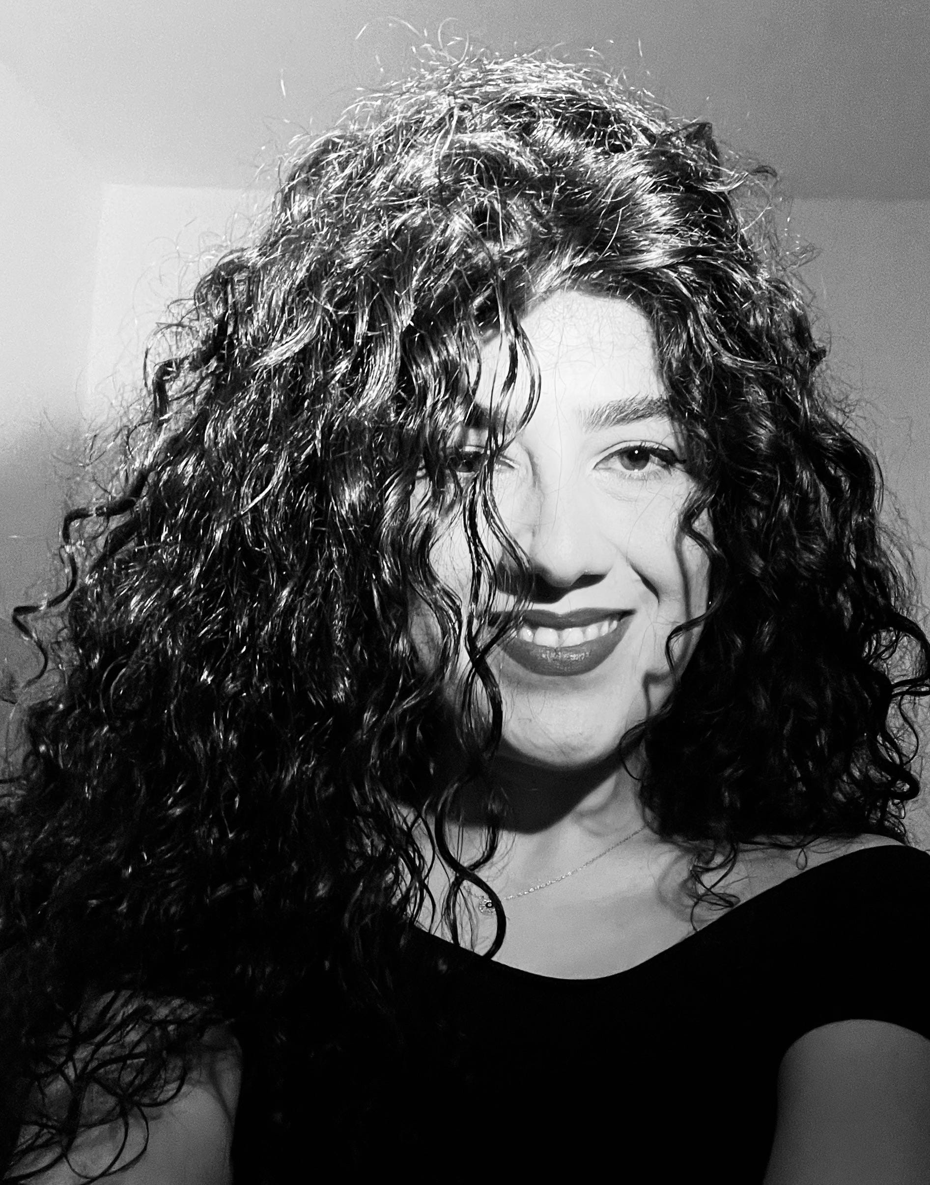 Behnaz Derakhshani – Medium