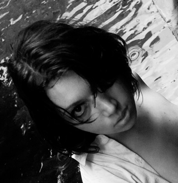 Sarah Clark – Medium