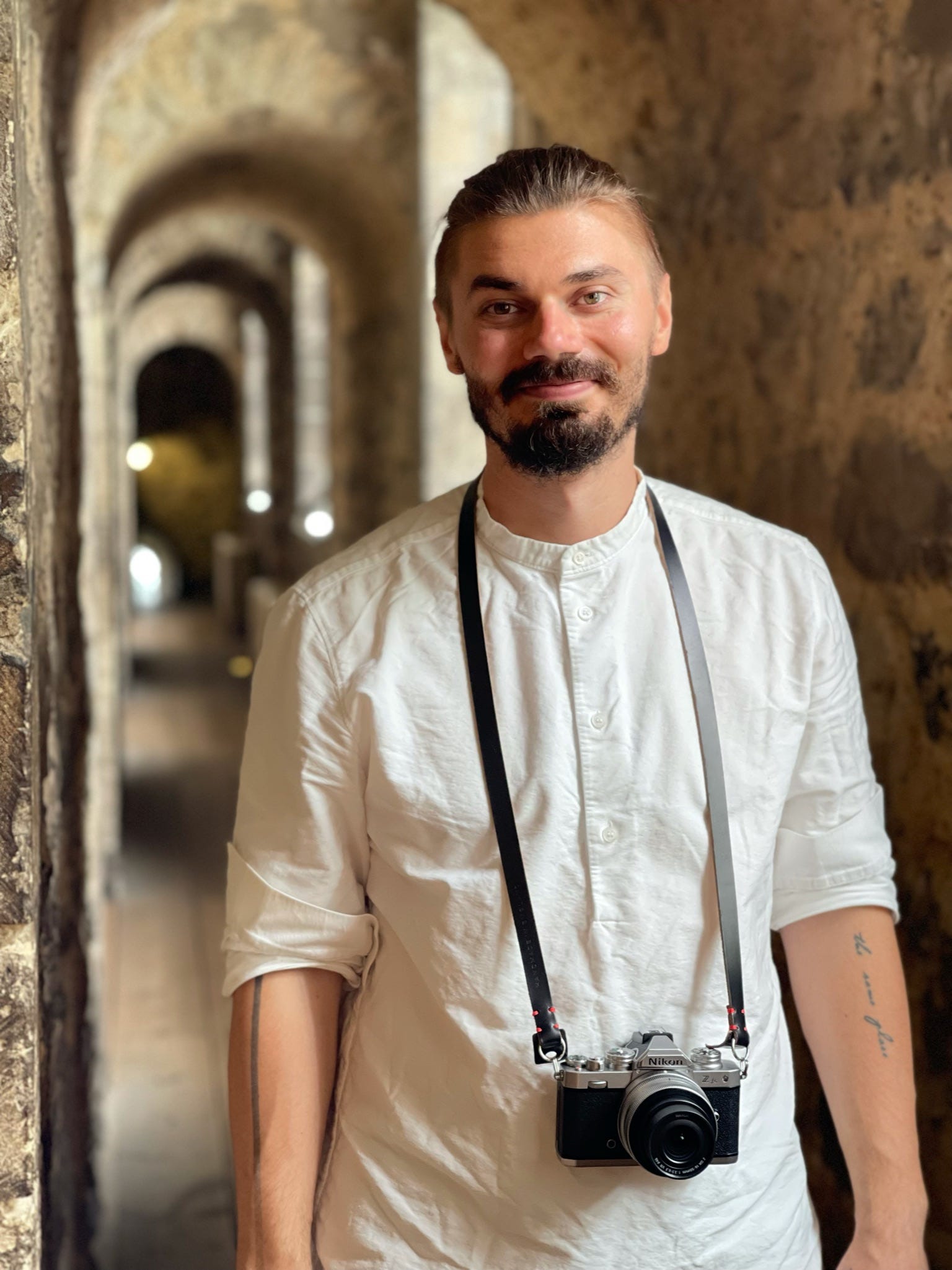 Dan Iosif Medium