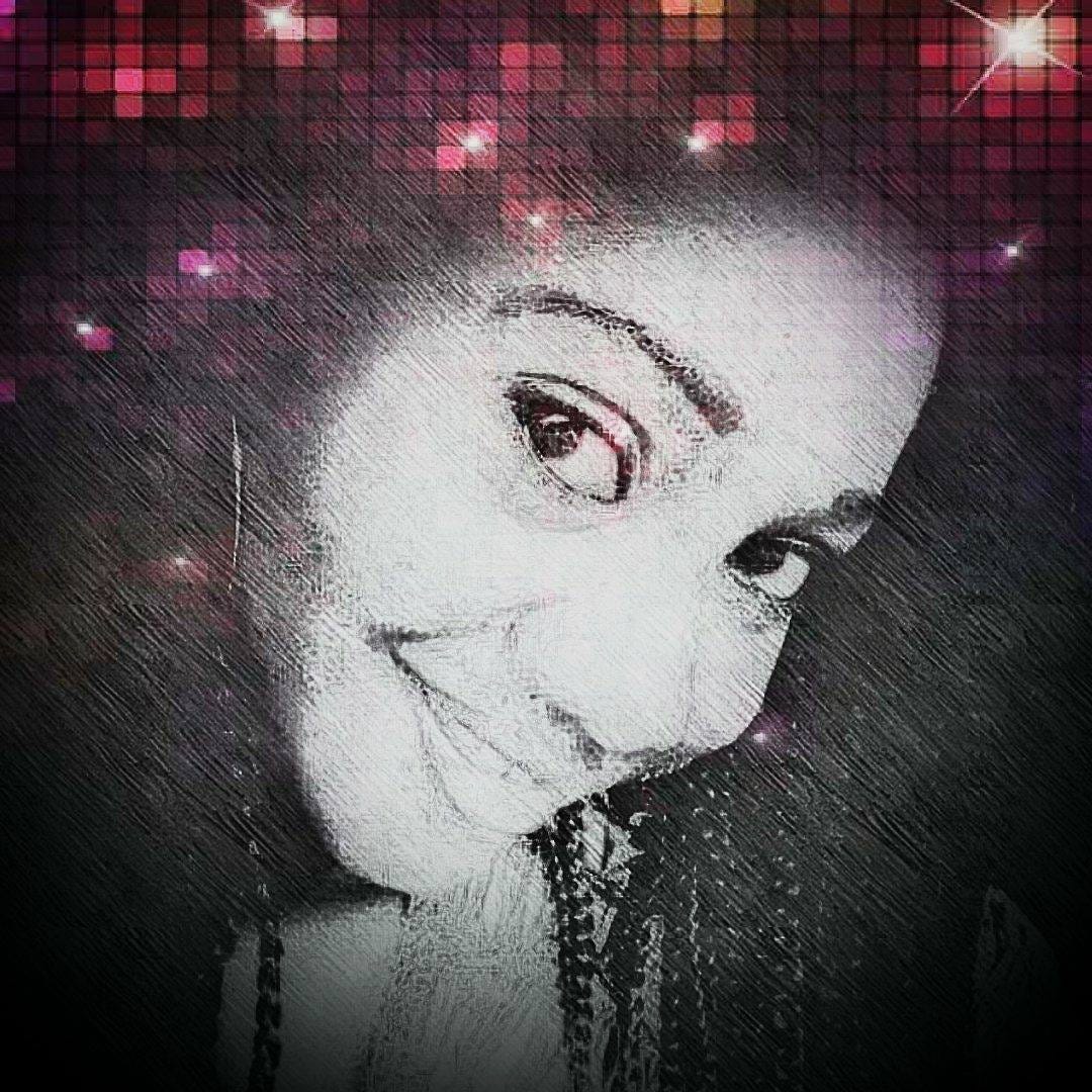 Mo Liz Medium Mo liz medium