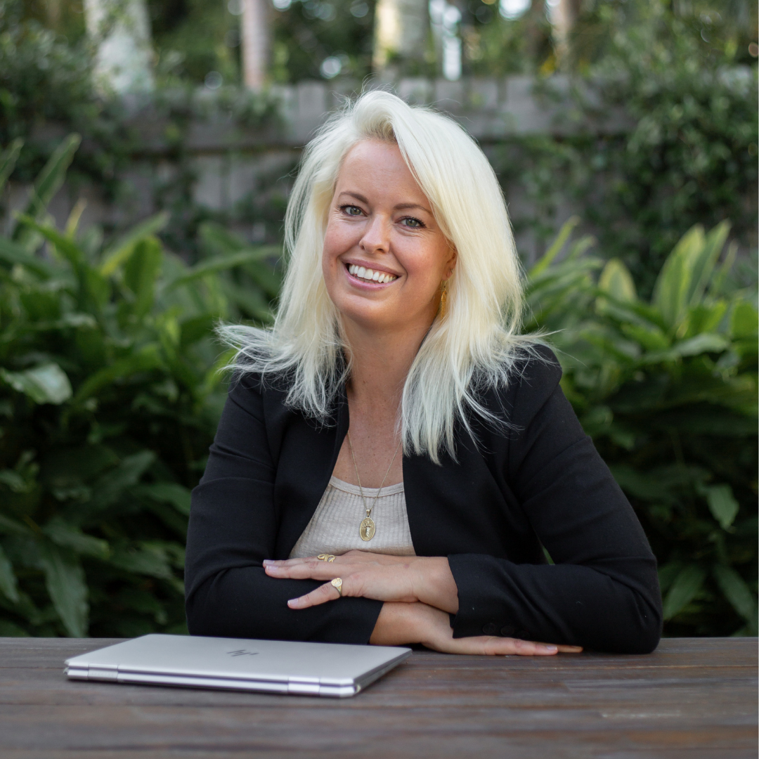 Ashleigh Camm Medium ashleigh-camm-medium