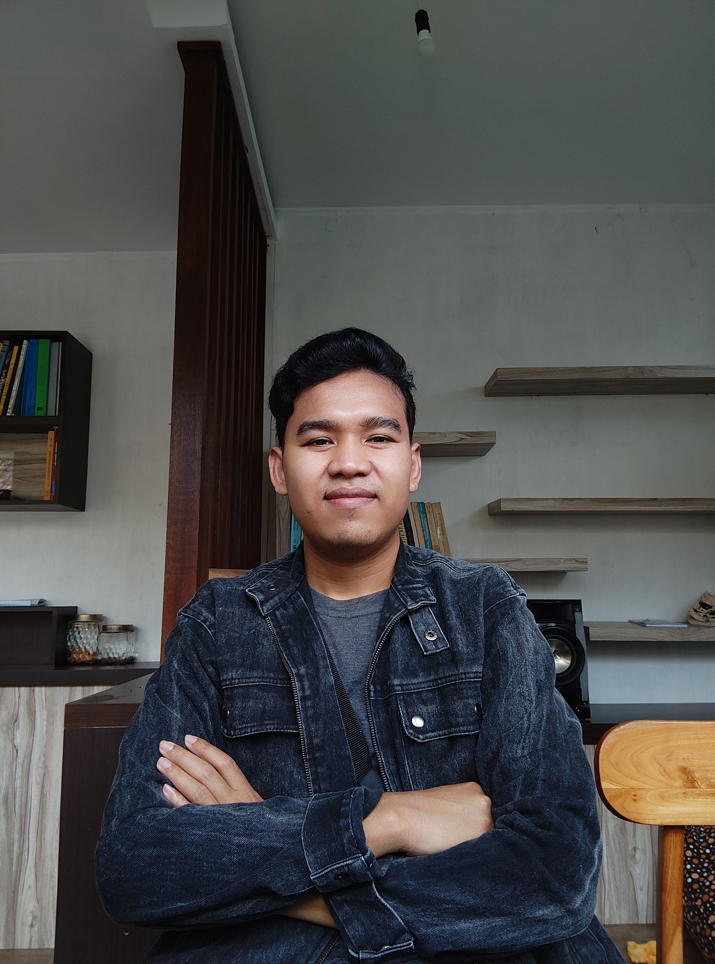Ahmad asroni medium