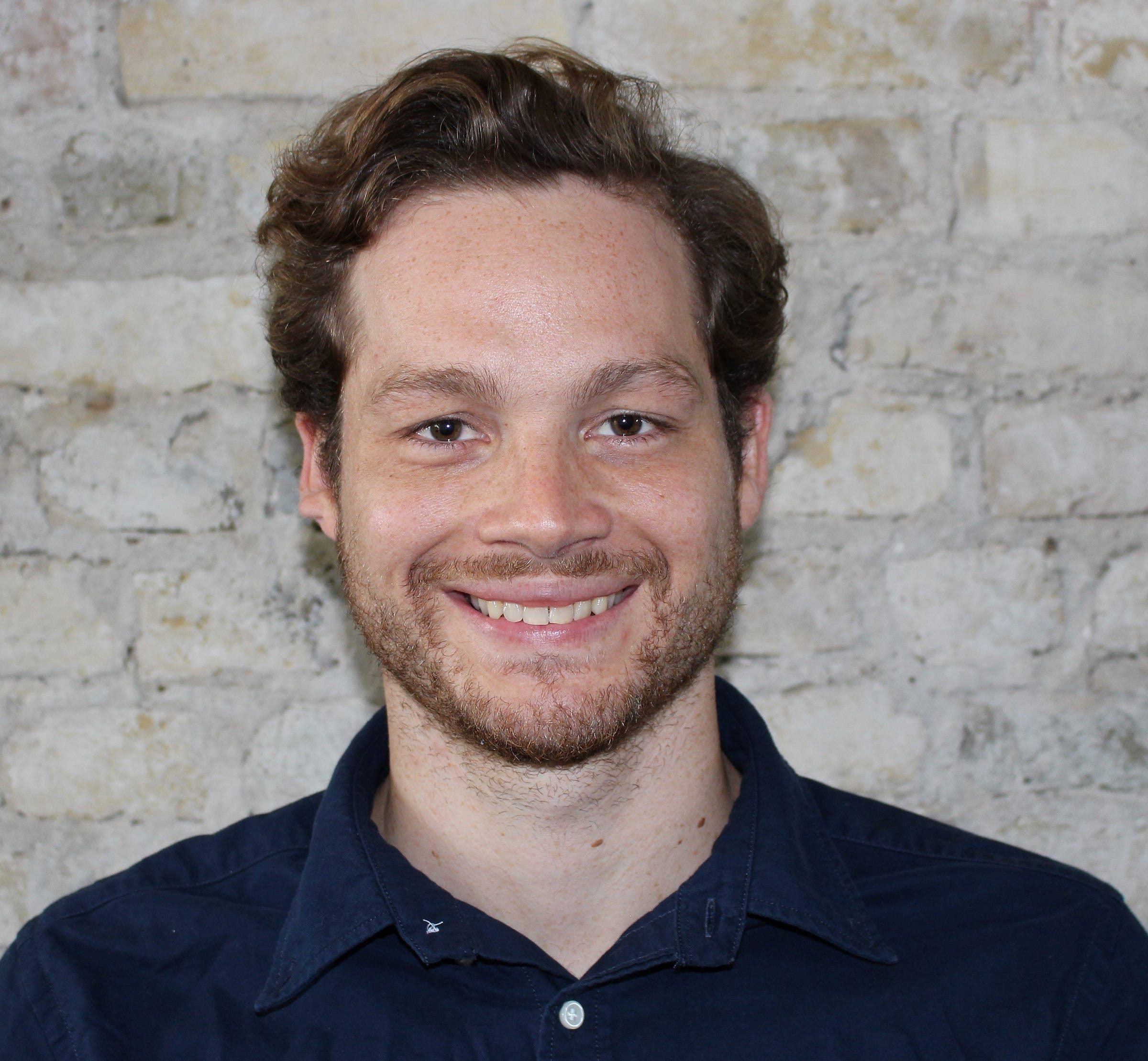 Fabian Hartmann Medium