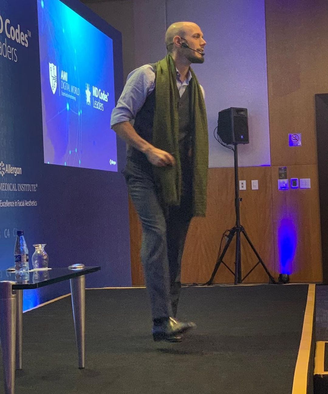 Dr. Rodrigo Duprat – Medium