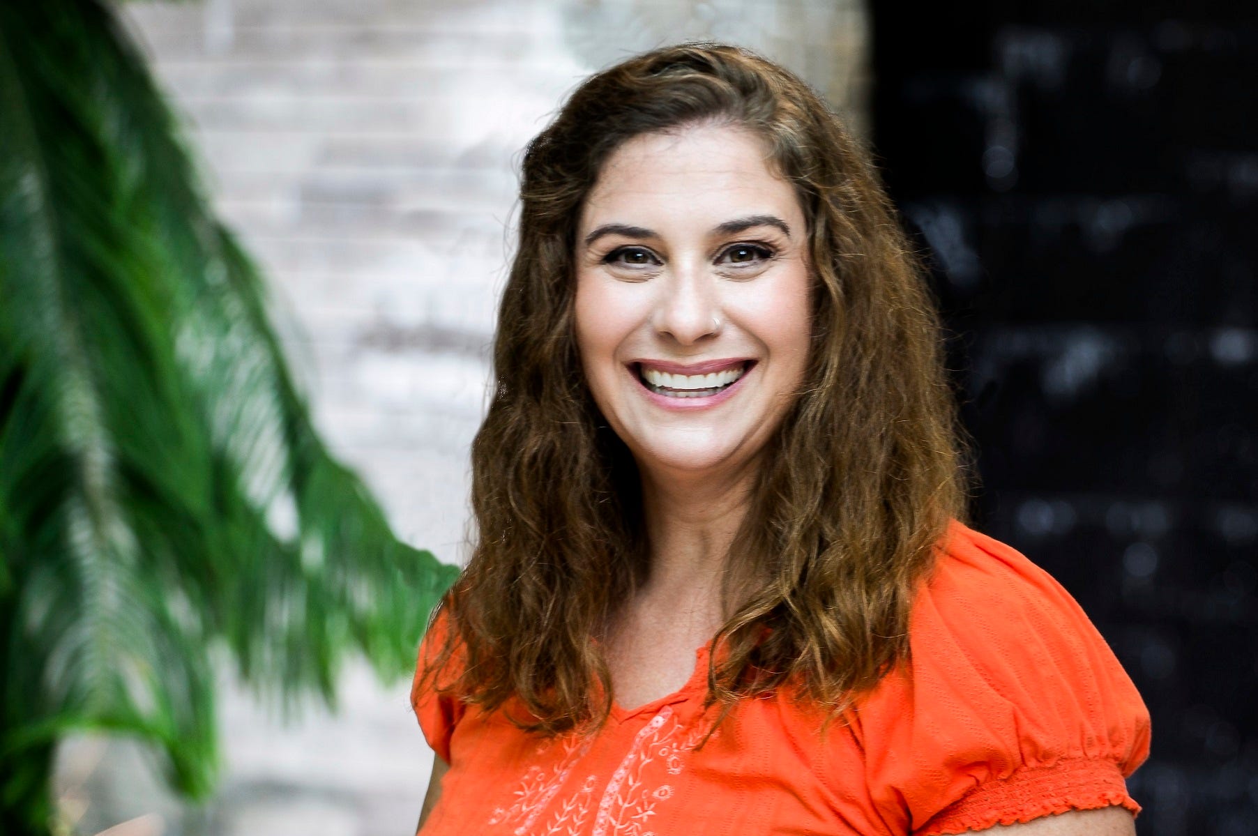 People following Anita Toth