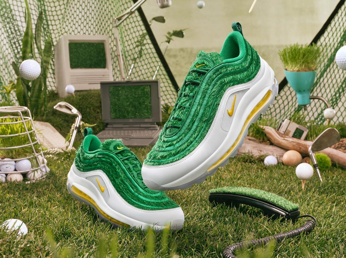 Artificial grass golf shoes? Nike 