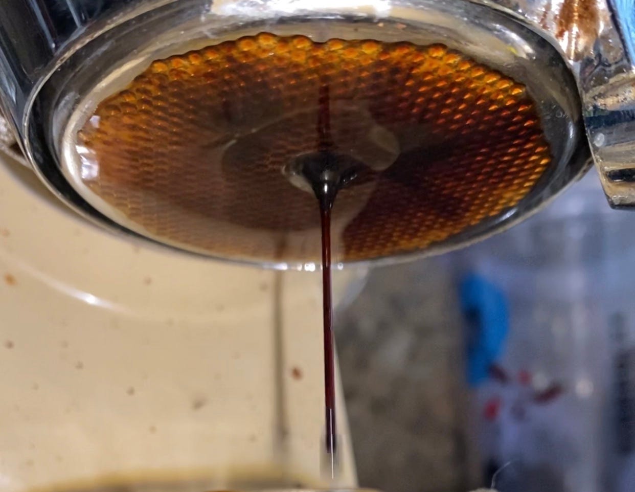 Pressure Pulsing for Better Espresso by Robert McKeon Aloe Towards