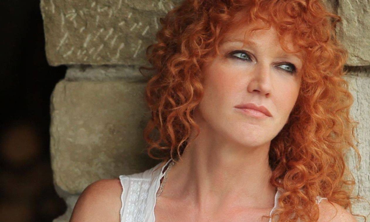 In search of the last Italian female pop singers by Zaven Zareyan