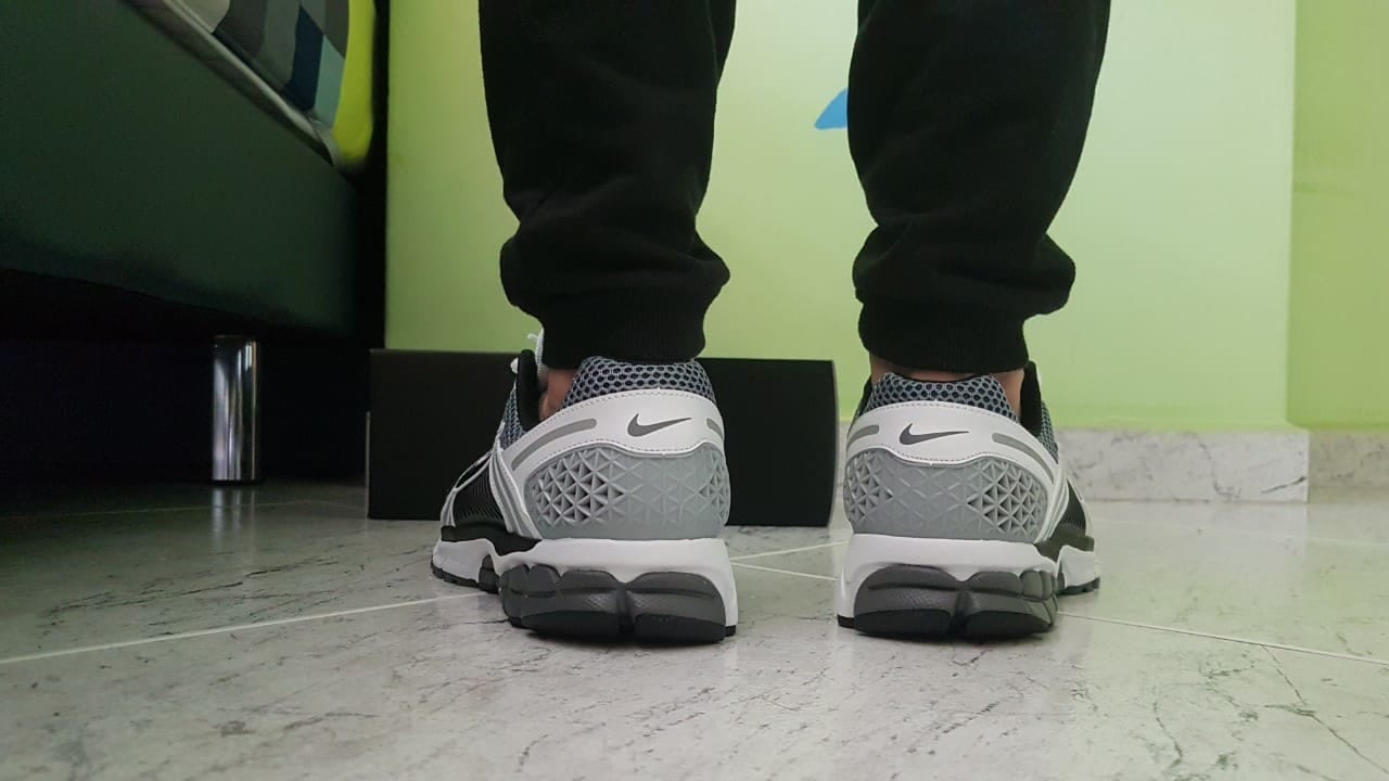 nike zoom vomero 5 se sp review