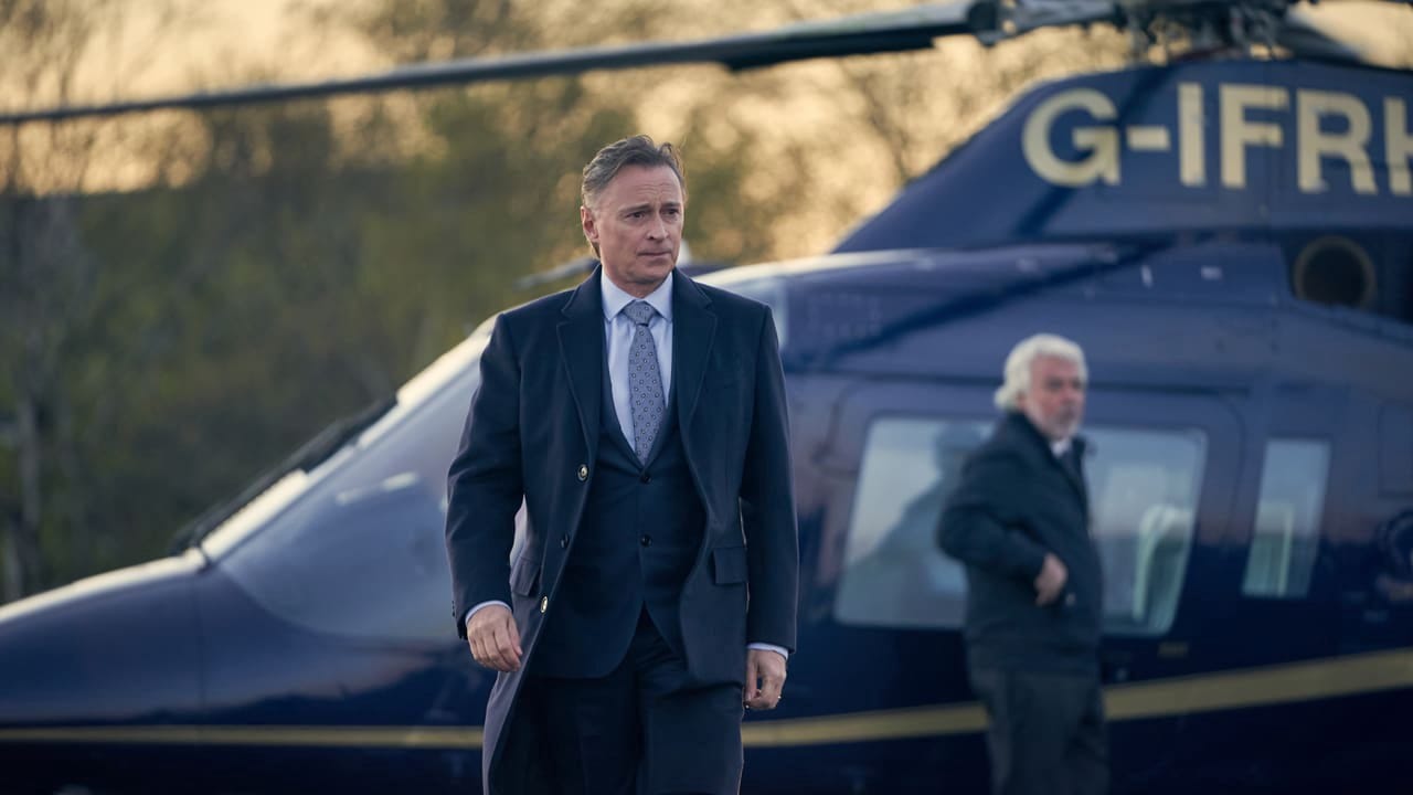 Major s1 episode 1
