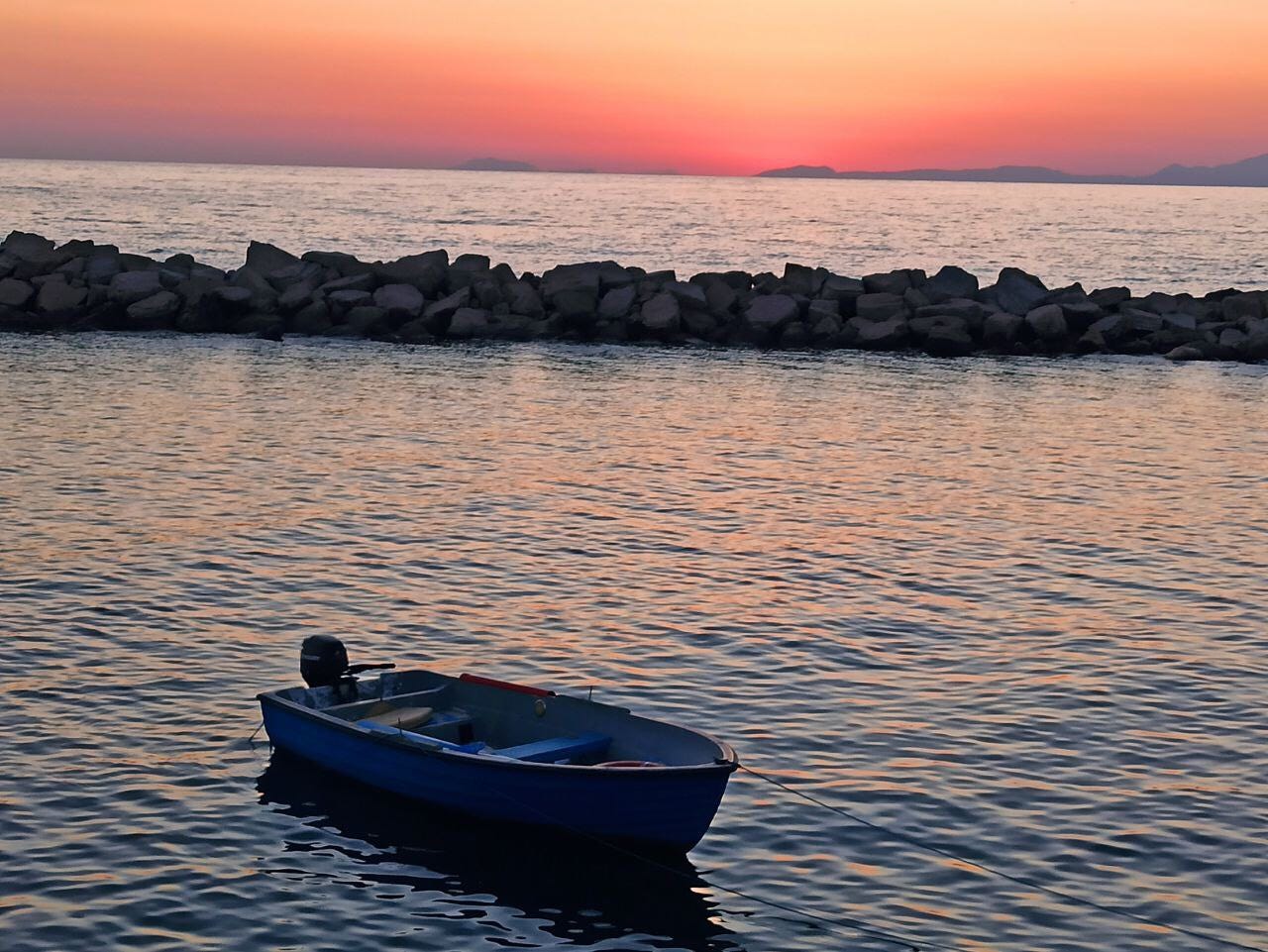La Comunicazione Dei Colori Ieri Osservavo L Orizzonte Al Tramonto By Lo Dice La Dana Loredana Parolisi Medium