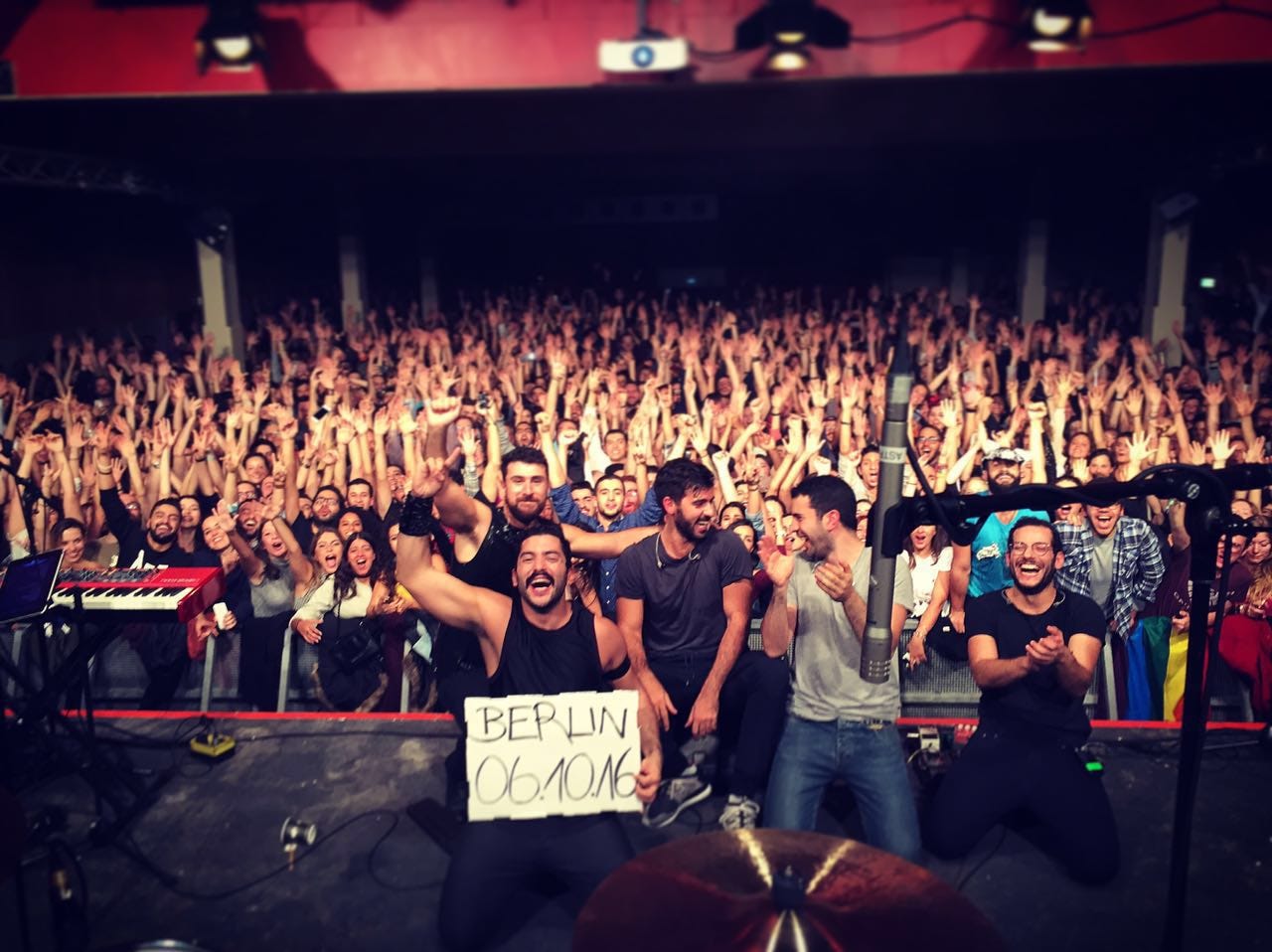 mashrou3 leila el watan mp3 mashrou3 leila el watan mp3