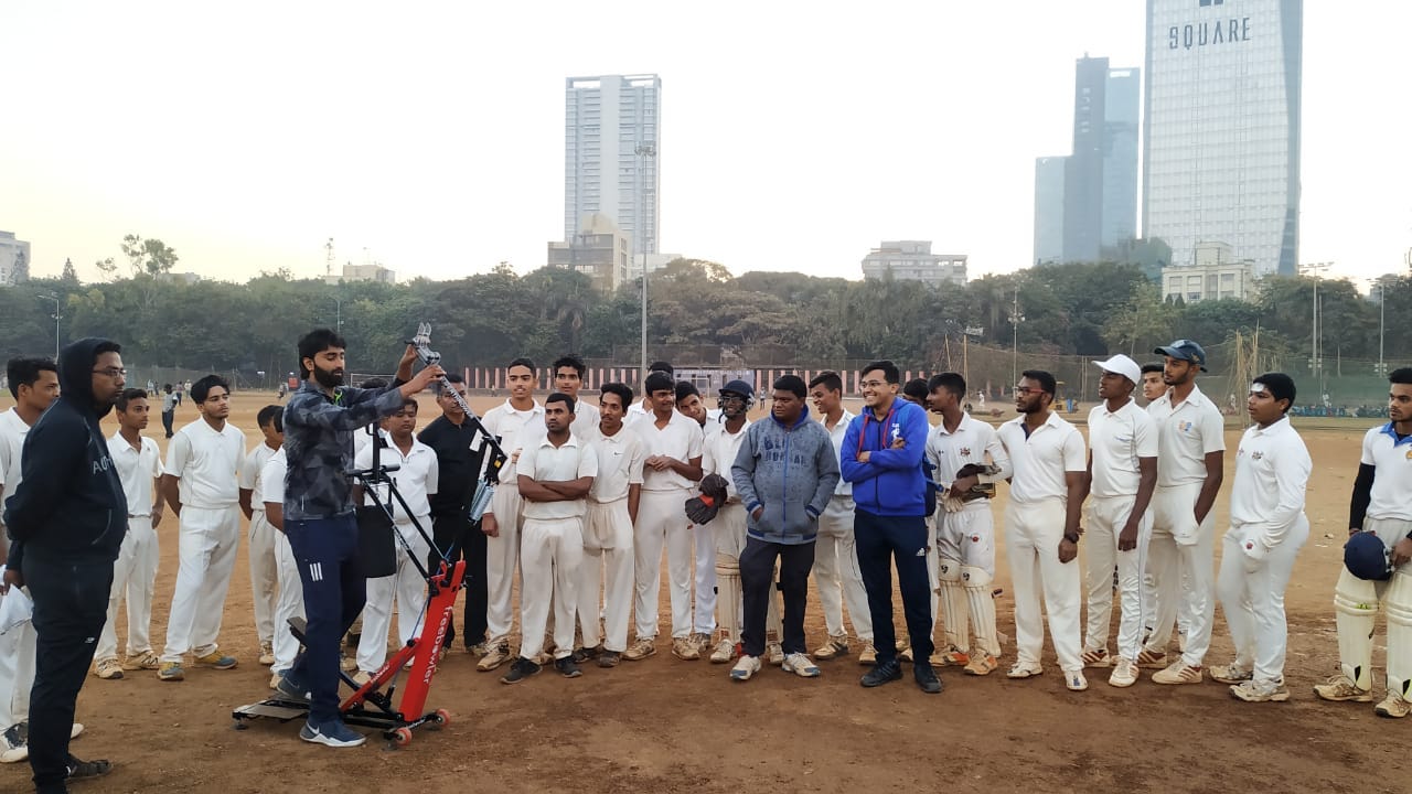 Freebowler Superthrower S First Experience With All Pro Cricket