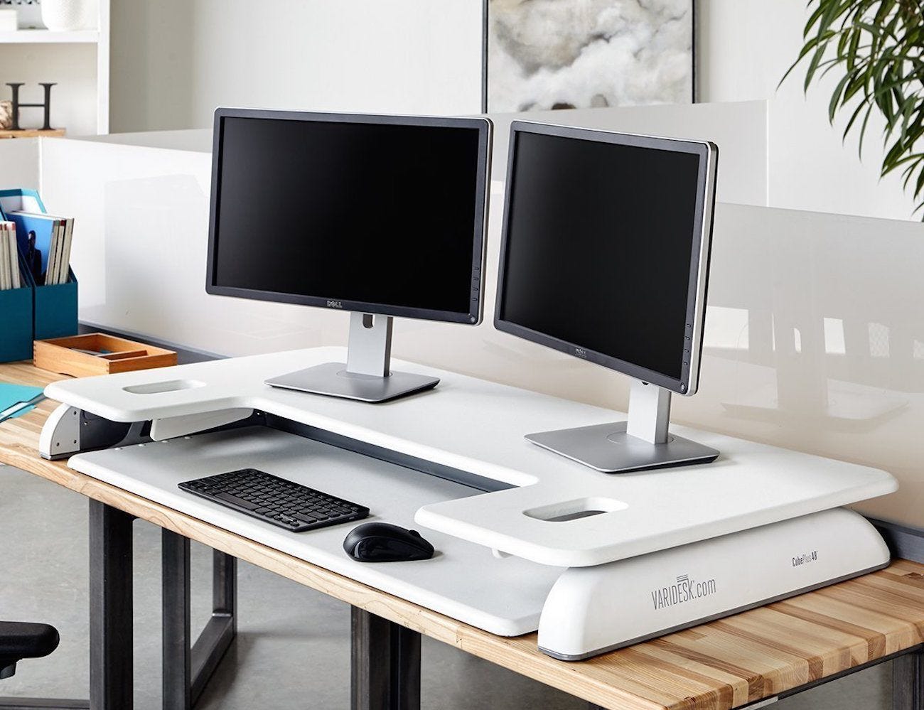 10 Innovative Work Desks To Help You Be More Productive