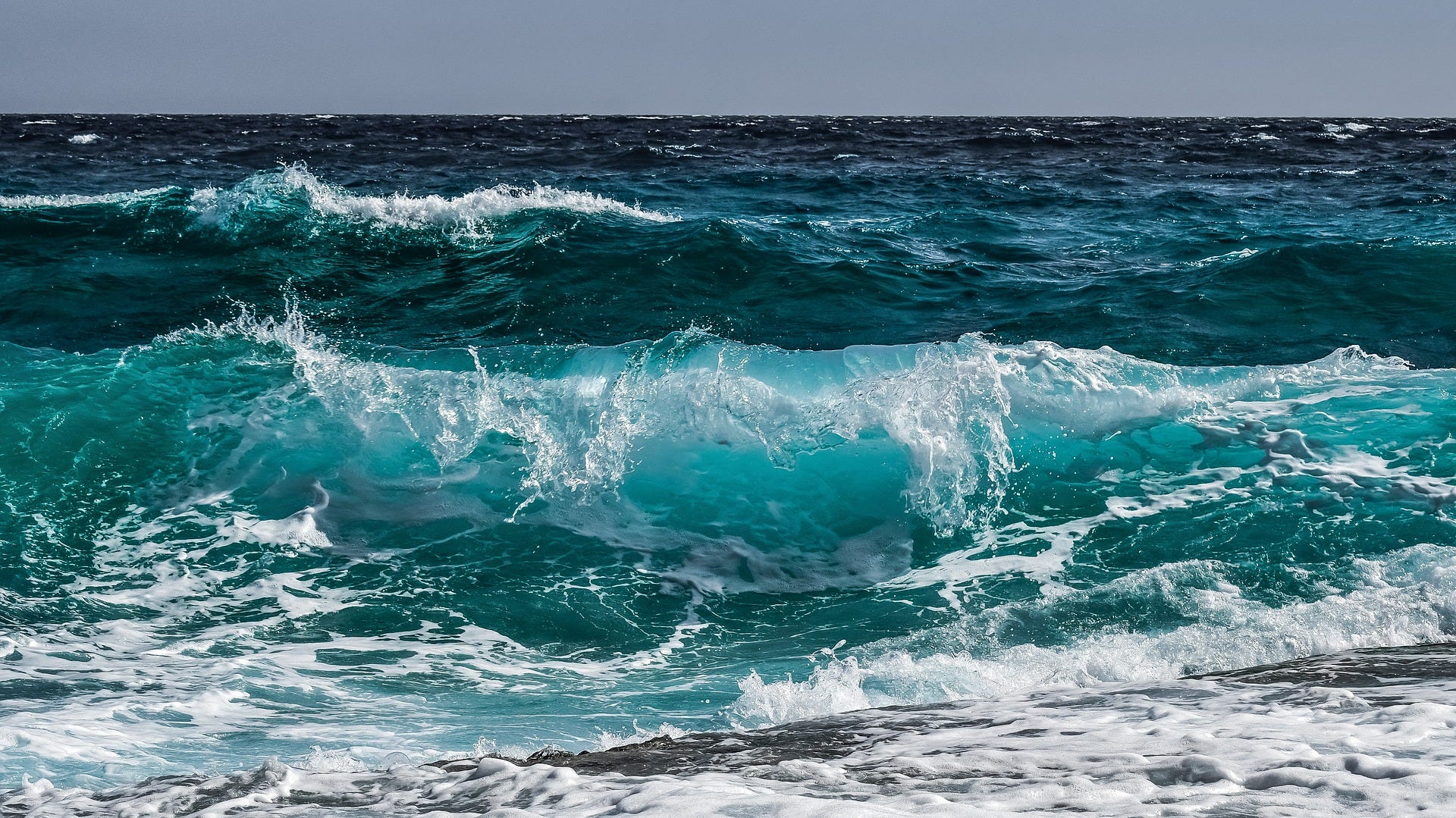 Ocean Waves Looking Out Into The Ocean Waves I M By Brian Kurian Blue Insights Medium