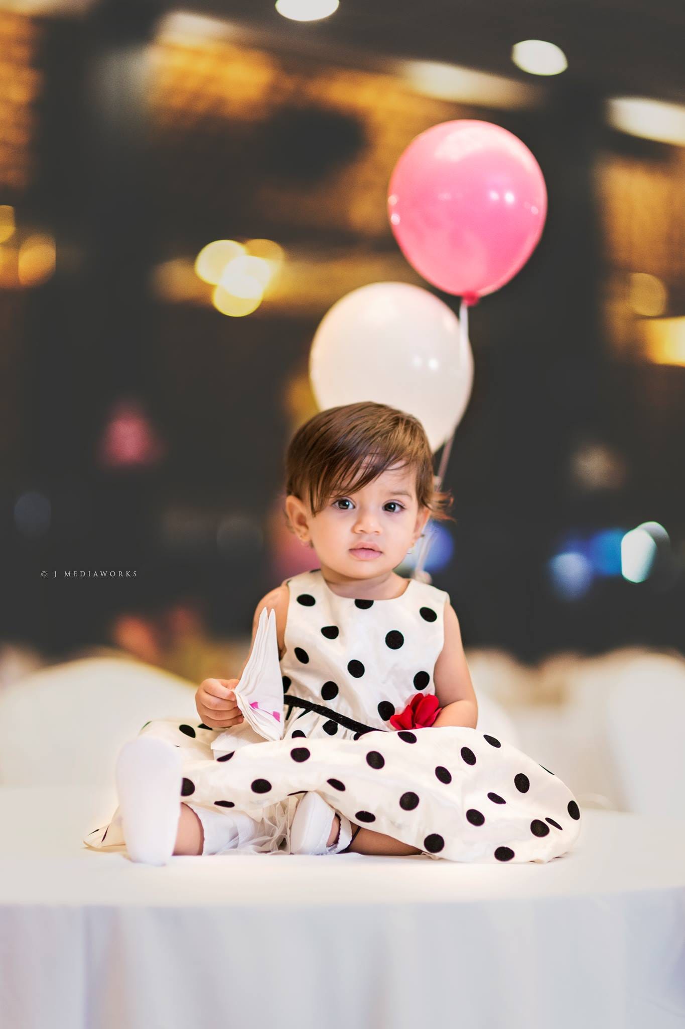 couple photoshoot with baby