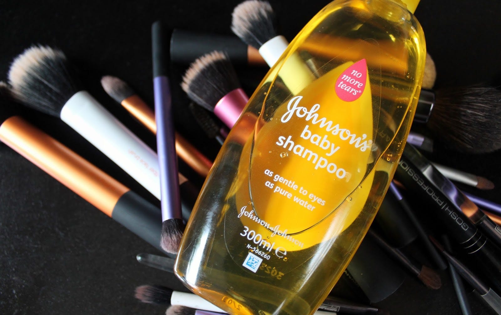 how to wash makeup brushes with baby shampoo