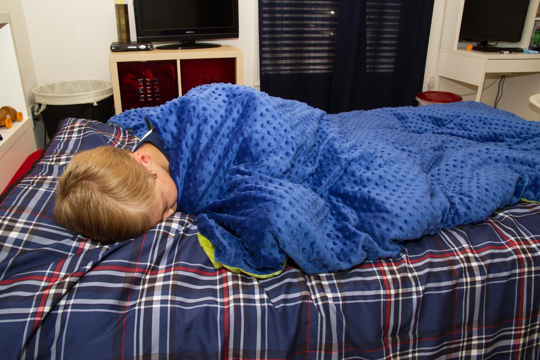 Do Weighted Blankets Work A Look At The Science Behind Them By Casey Ames Medium Do Weighted Blankets Work A Look At The Science Behind Them By Casey Ames Medium